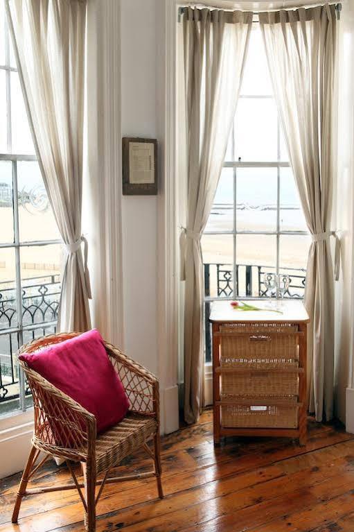 Beachview Guest House Accommodations Маргейт Екстер'єр фото